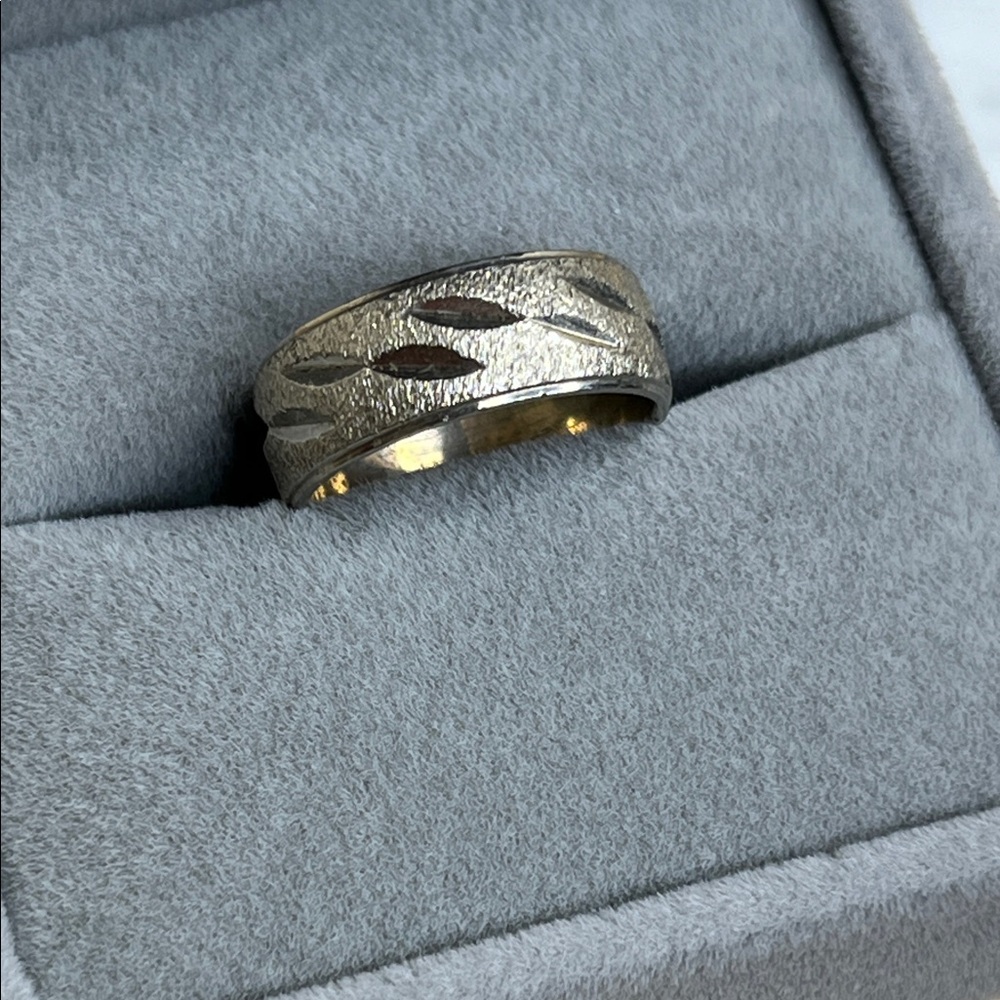 Pinky ring Men's Silver Textured Ring unisex